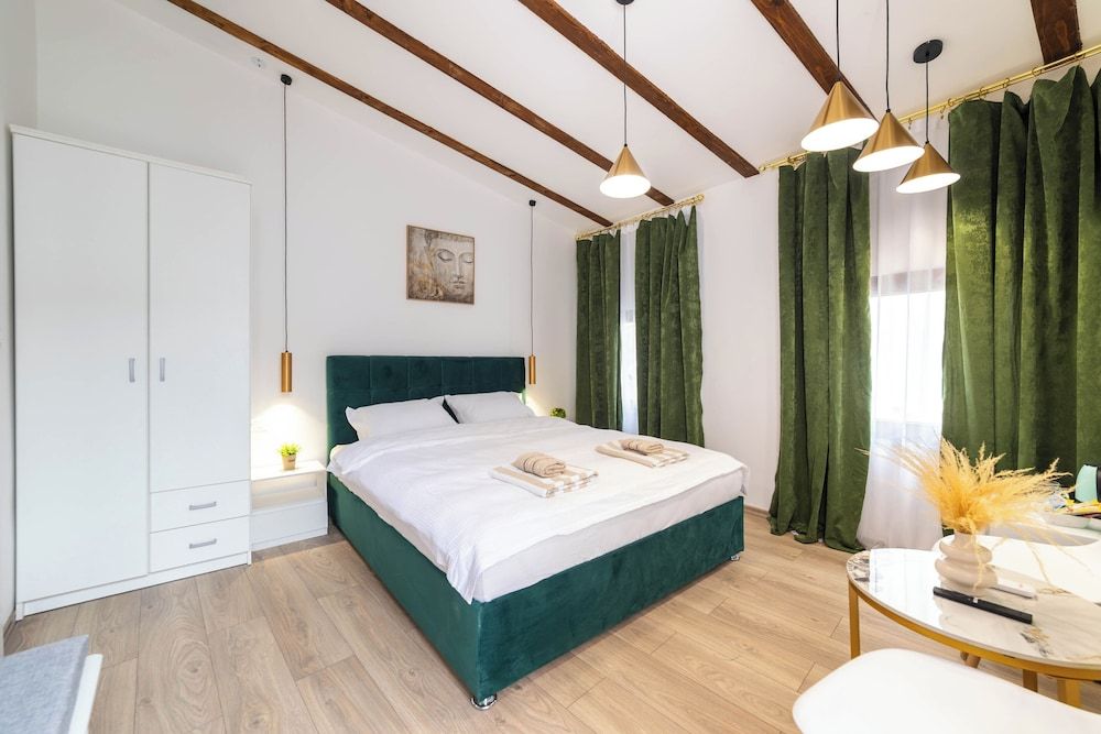Superior Double Room, City View