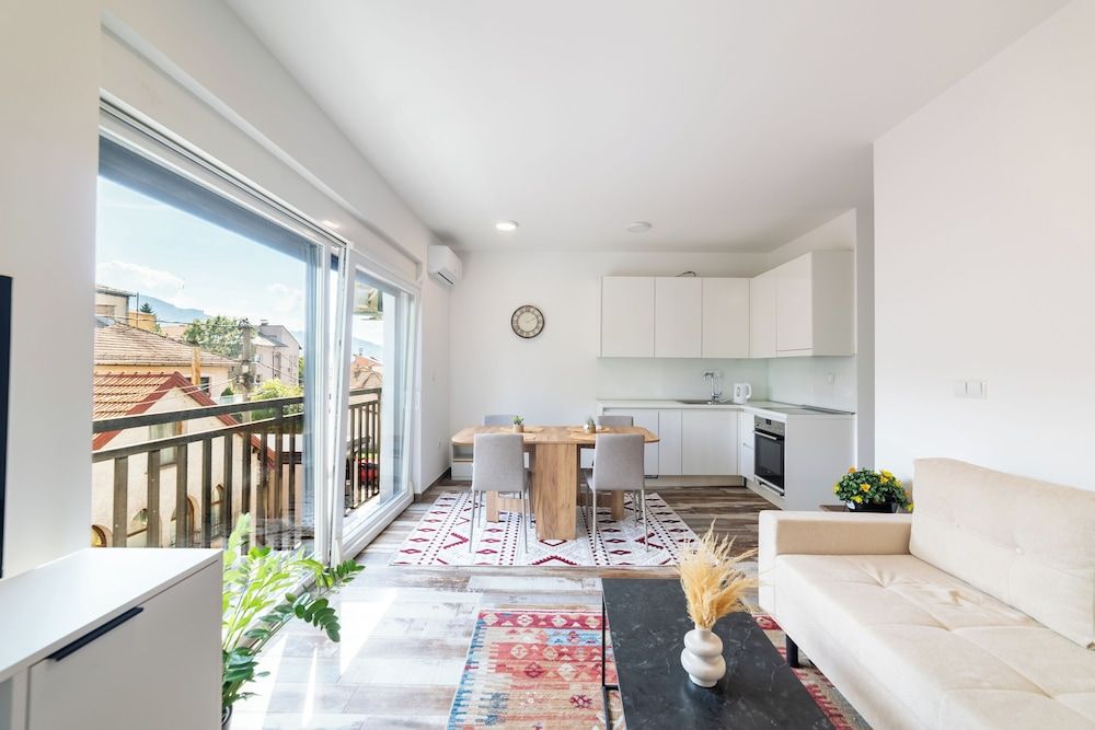 Old Town Bardakčije Design Apartments Luxury Apartment, City View 8