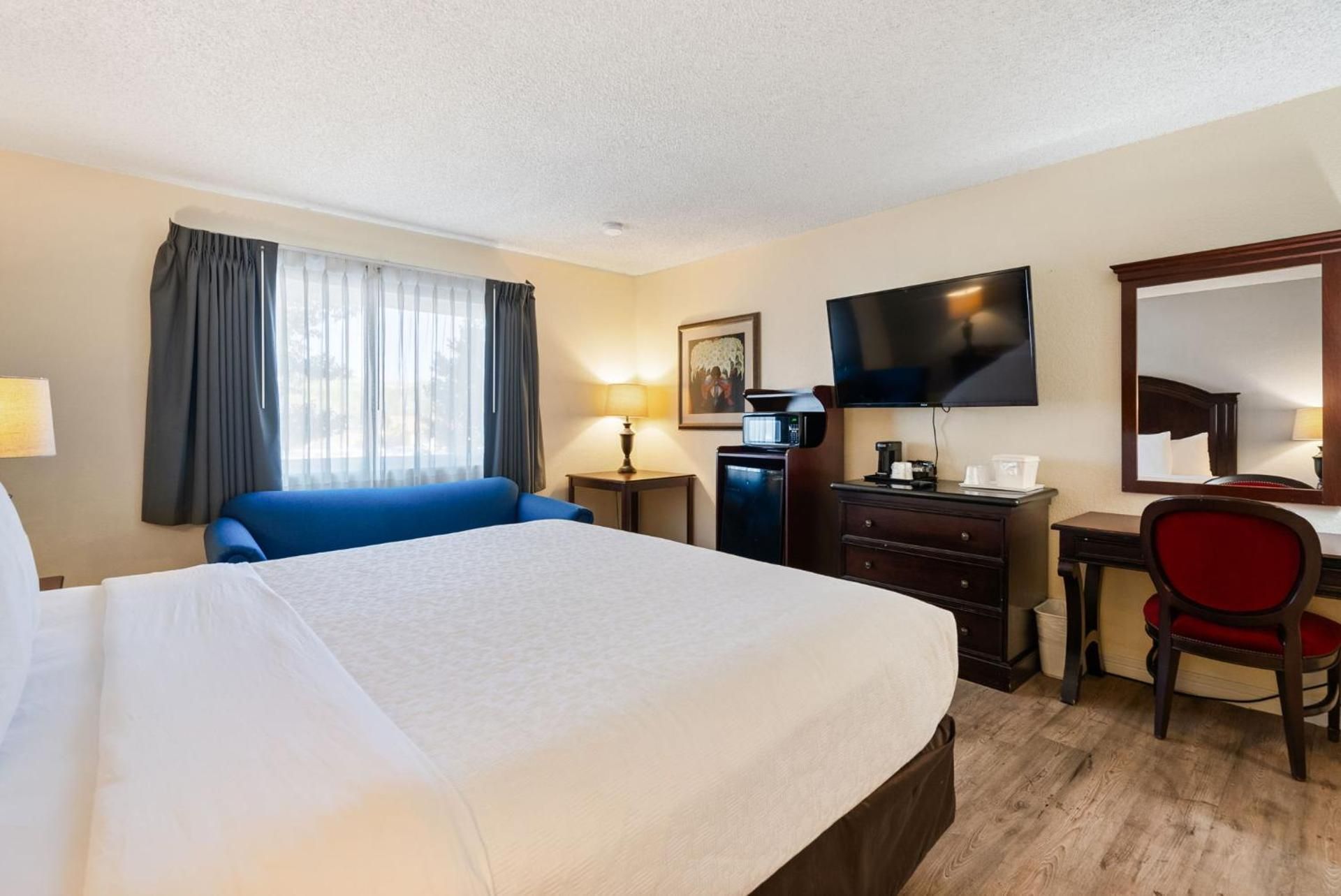 King Room - Accessible/Non Smoking