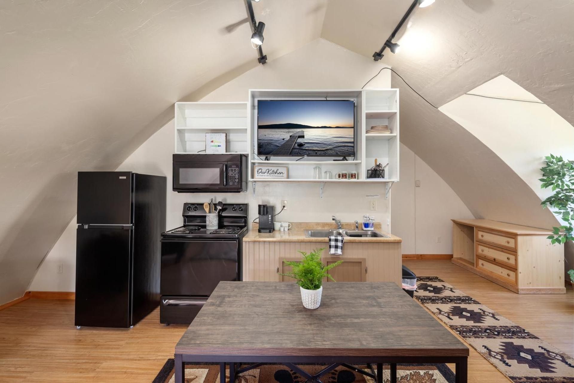 Studio with Terrace