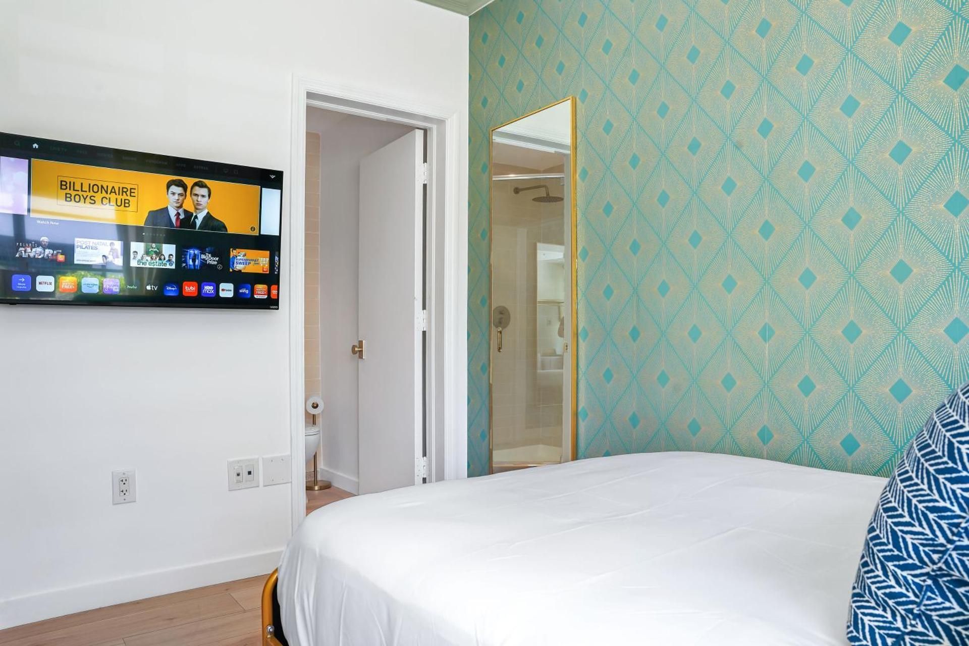 Queen Room