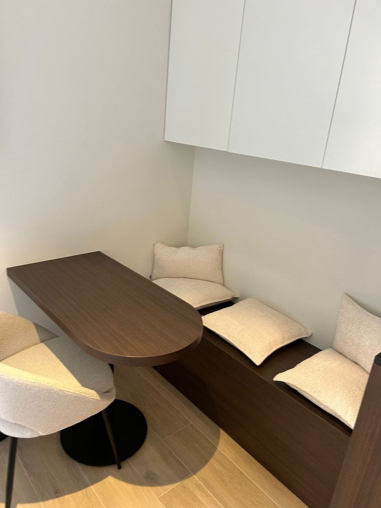 Manteka Logies Comfort Double Room 2