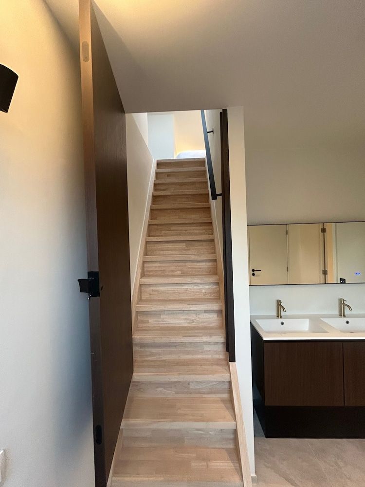 Manteka Logies Family Room, 2 Bedrooms, Balcony 6