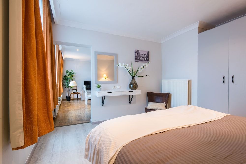 Comfort Apartment, 1 Double Bed with Sofa bed, City View