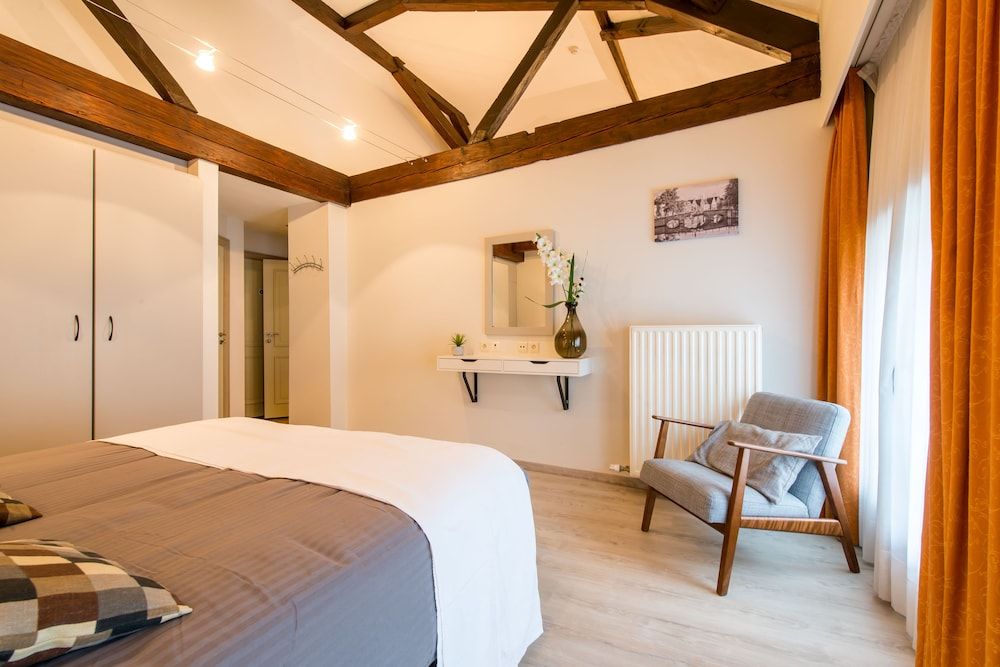 Family Apartment, 1 Double Bed with Sofa bed, City View