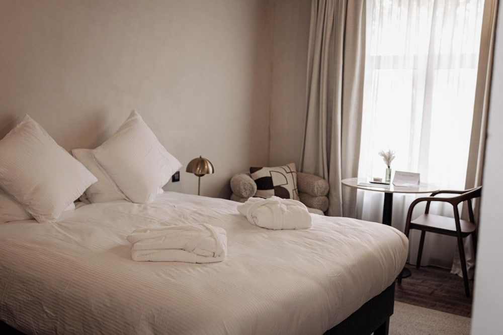 Standard Double Room, Garden View