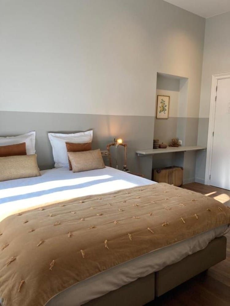 Chateau Fort Lapin Superior Double Room, 1 Queen Bed, City View 6