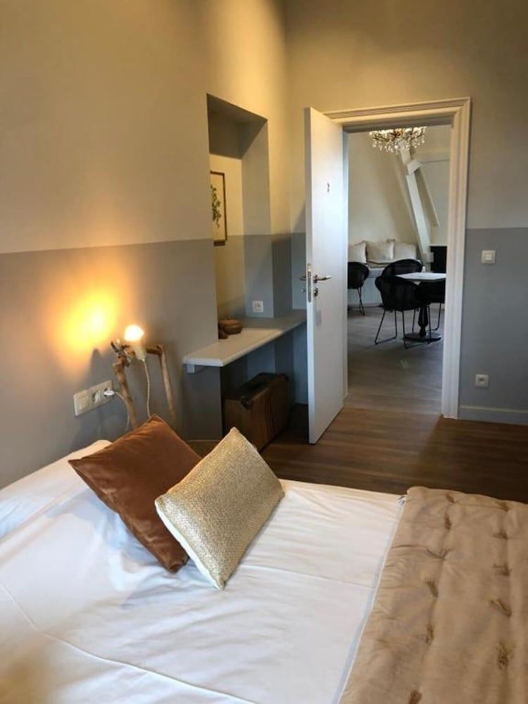 Chateau Fort Lapin Superior Double Room, 1 Queen Bed, City View 3