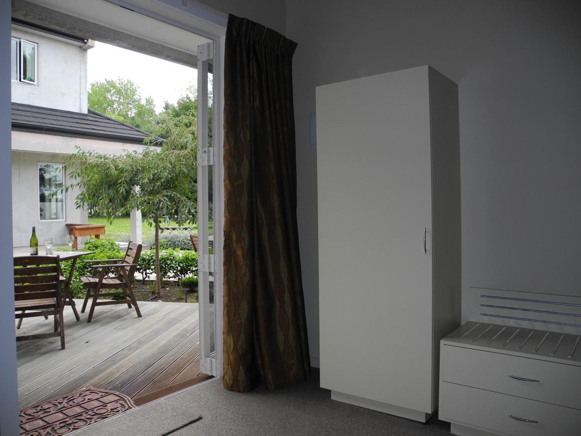 King Room with Garden View