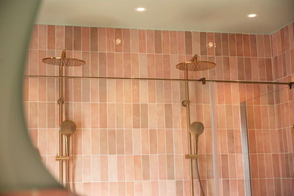 The Music Suites Comfort Quadruple Room, City View 22