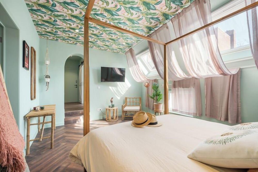 The Music Suites Comfort Quadruple Room, City View 6