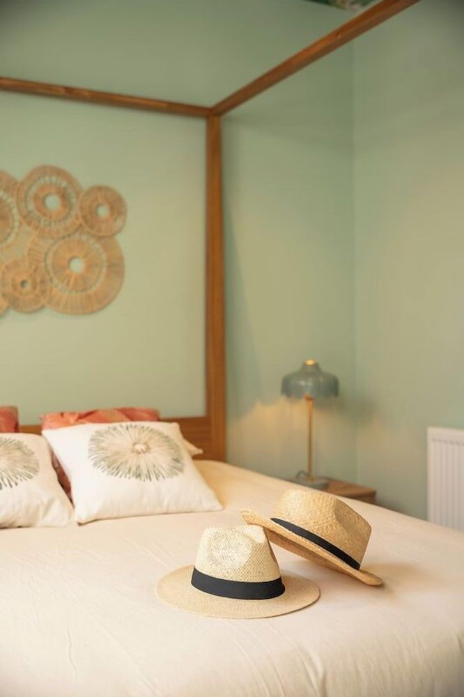 The Music Suites Comfort Quadruple Room, City View 17