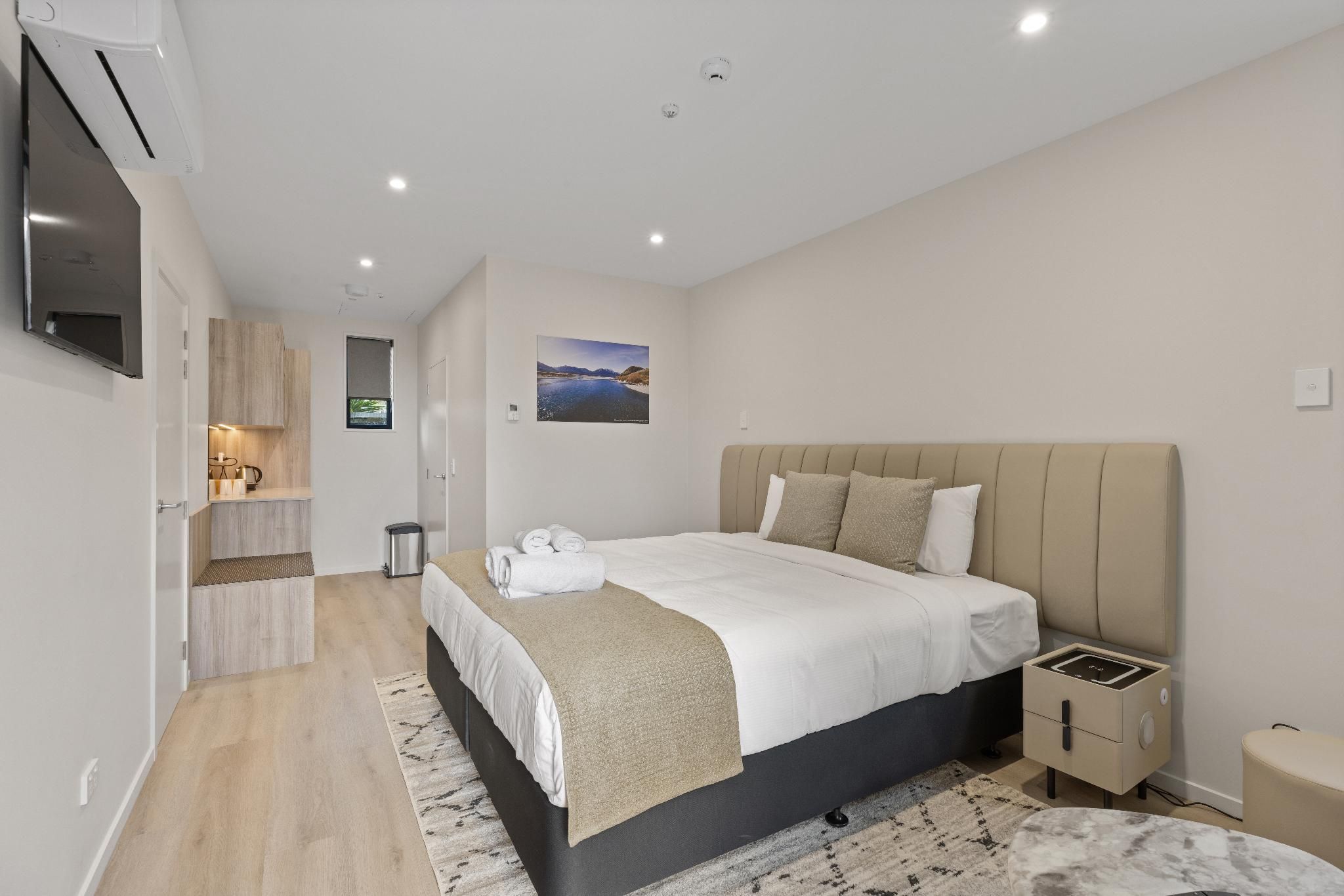 Deluxe Twin Room Type A