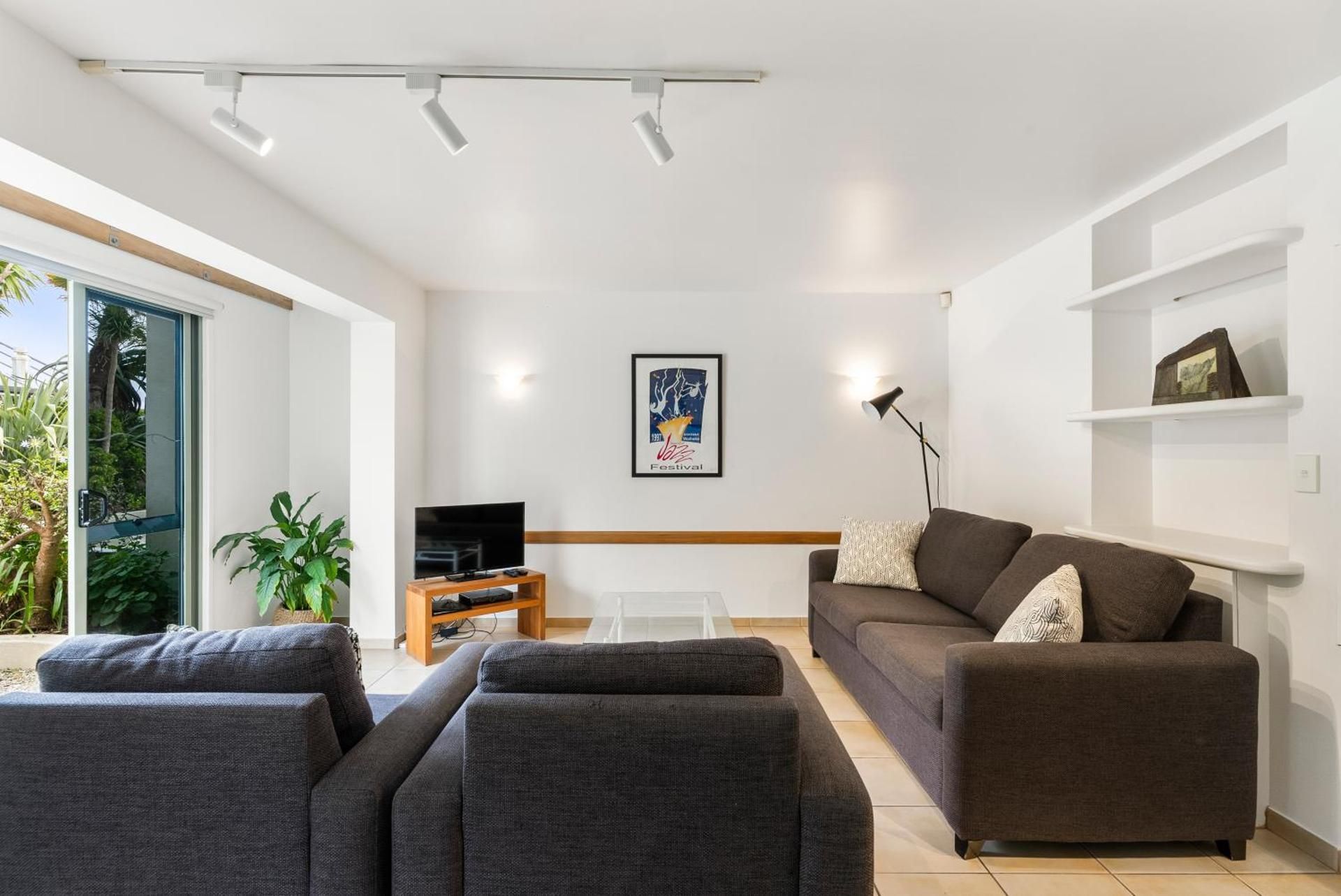 Two-Bedroom Apartment - Oceanfront 
