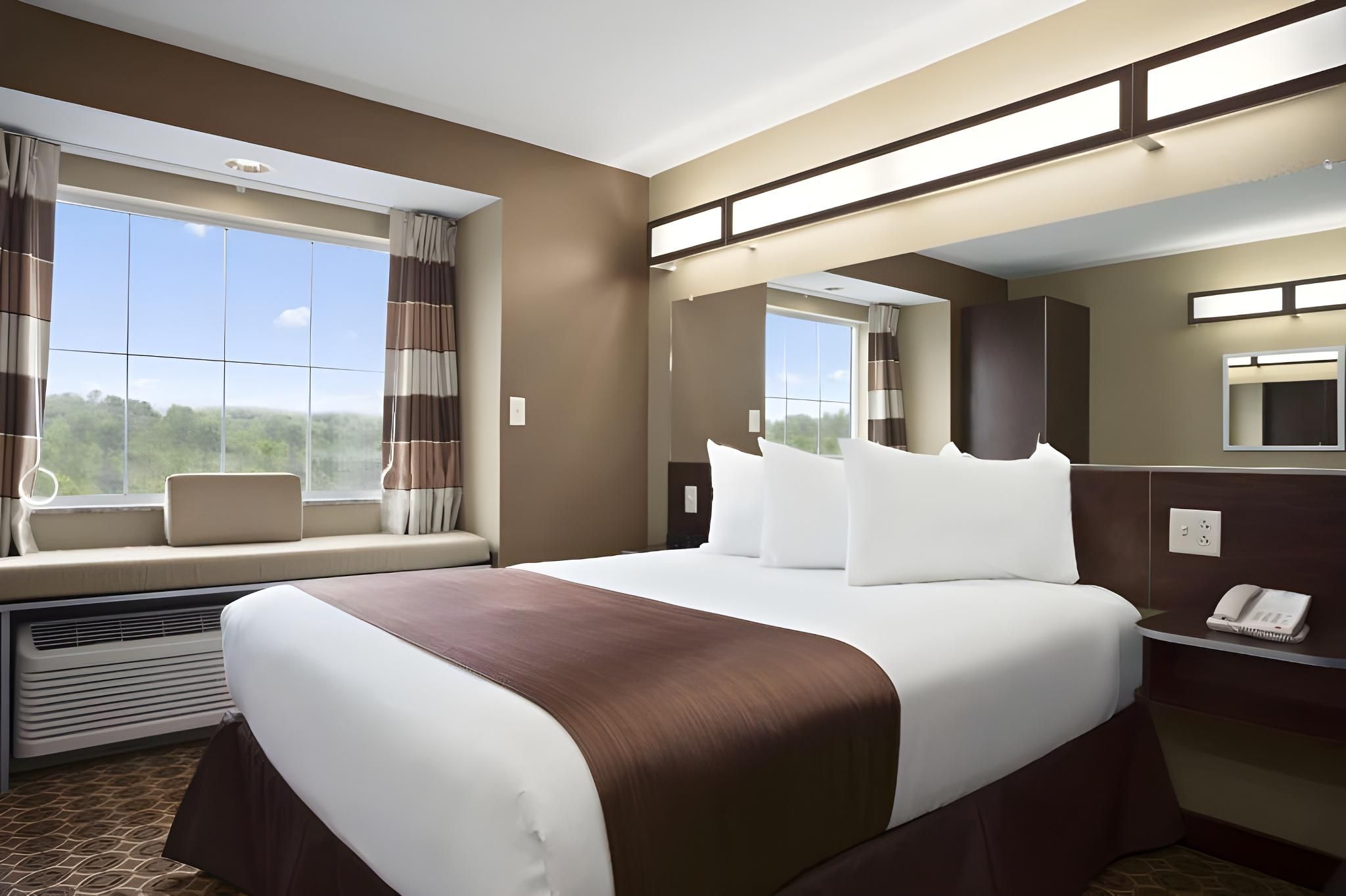 Queen Suite - Disability Access/Non-Smoking