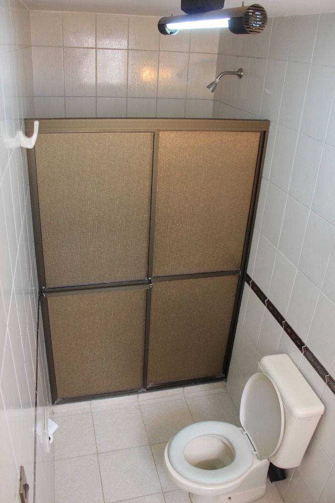 City Hotel Cochabamba Basic Single Room 4