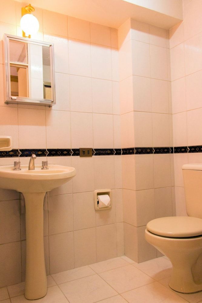 City Hotel Cochabamba Basic Single Room 5