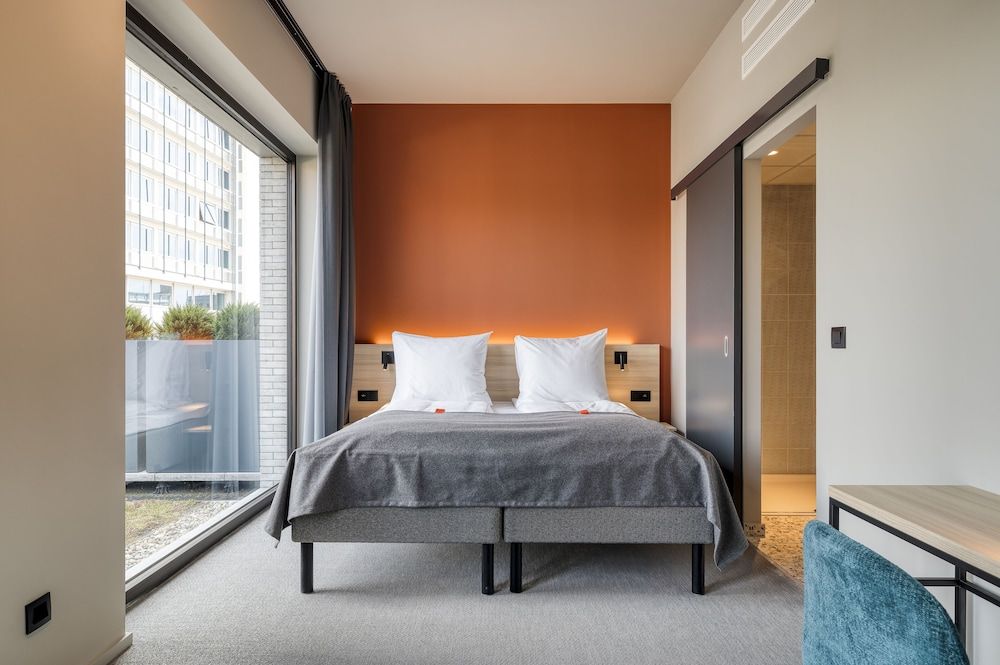 Double Room, Balcony