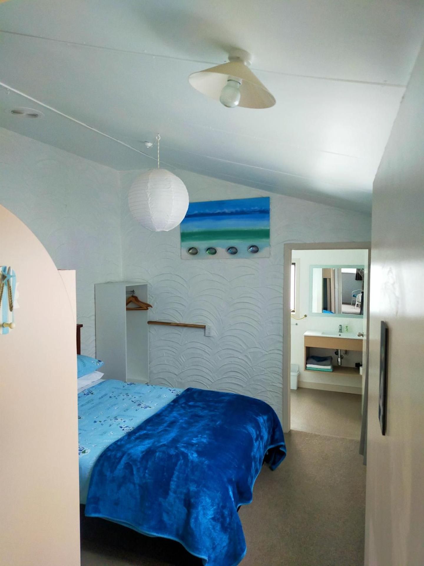Quadruple Room with Private Bathroom