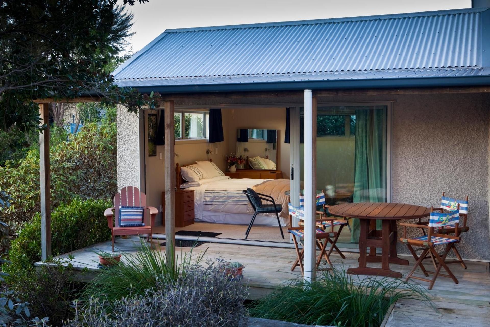 Deluxe Double or Twin Room with Mountain View