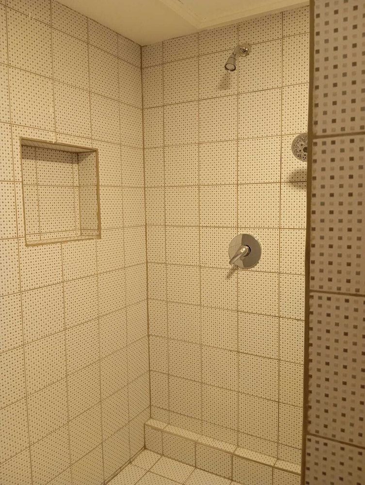 Hill Garden Resort Hotel Standard Triple Room 4