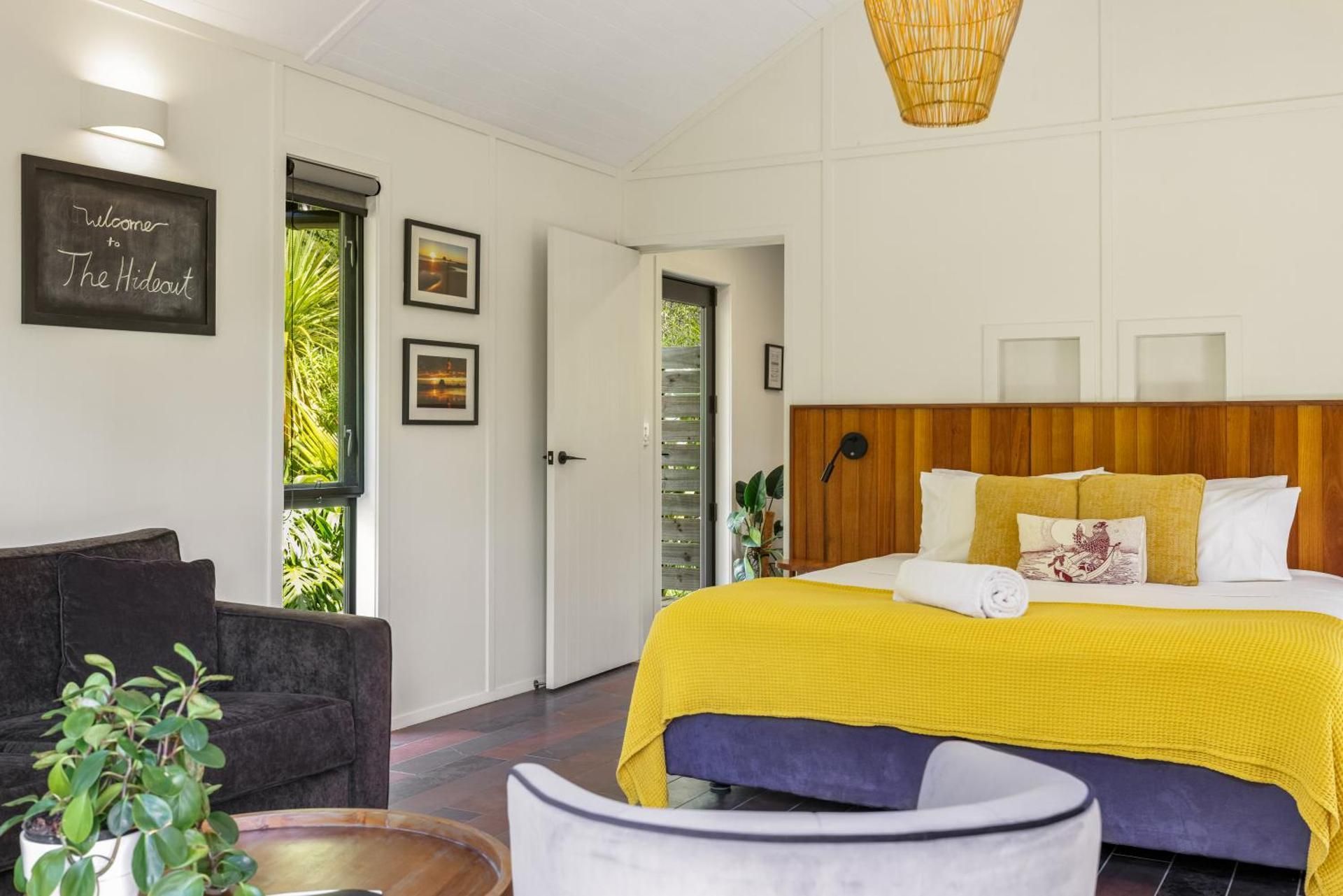 Deluxe King Studio