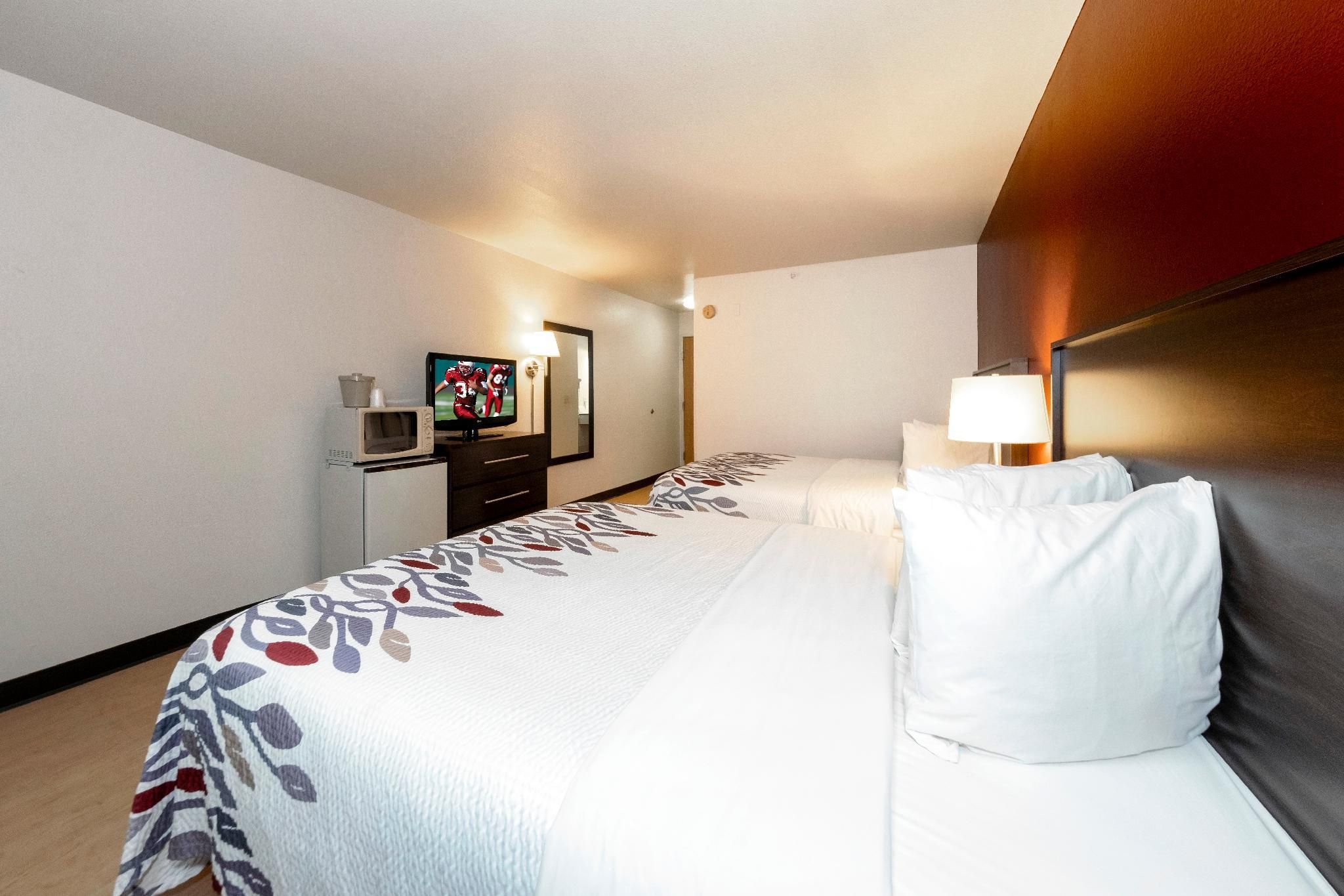 2 Queen Beds