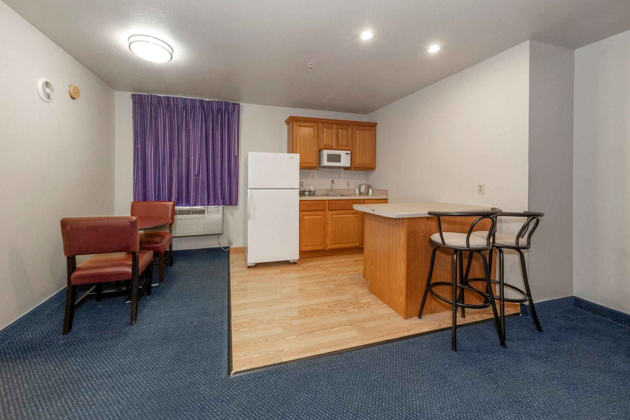 1 king suite sofabed