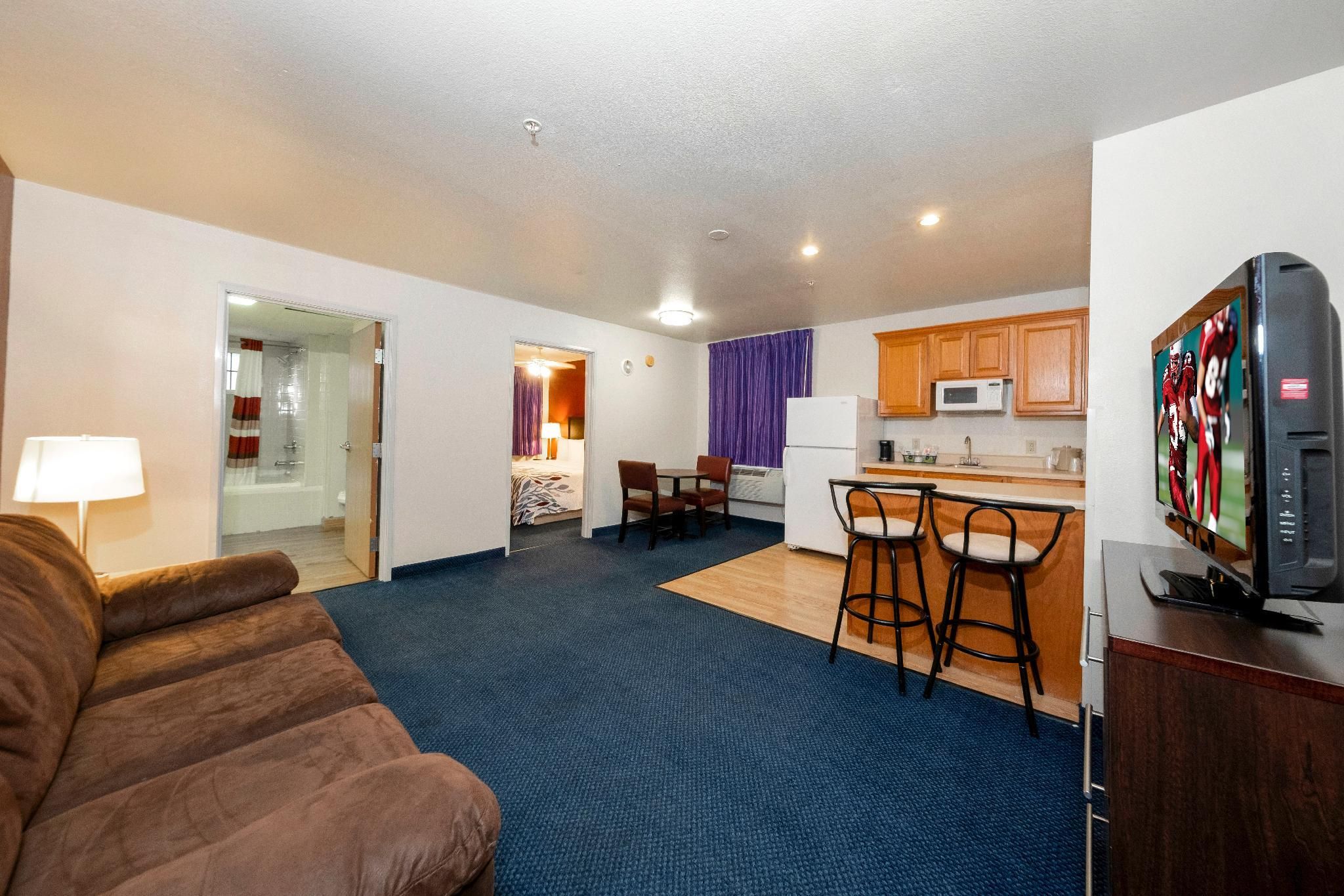 1 king suite sofabed