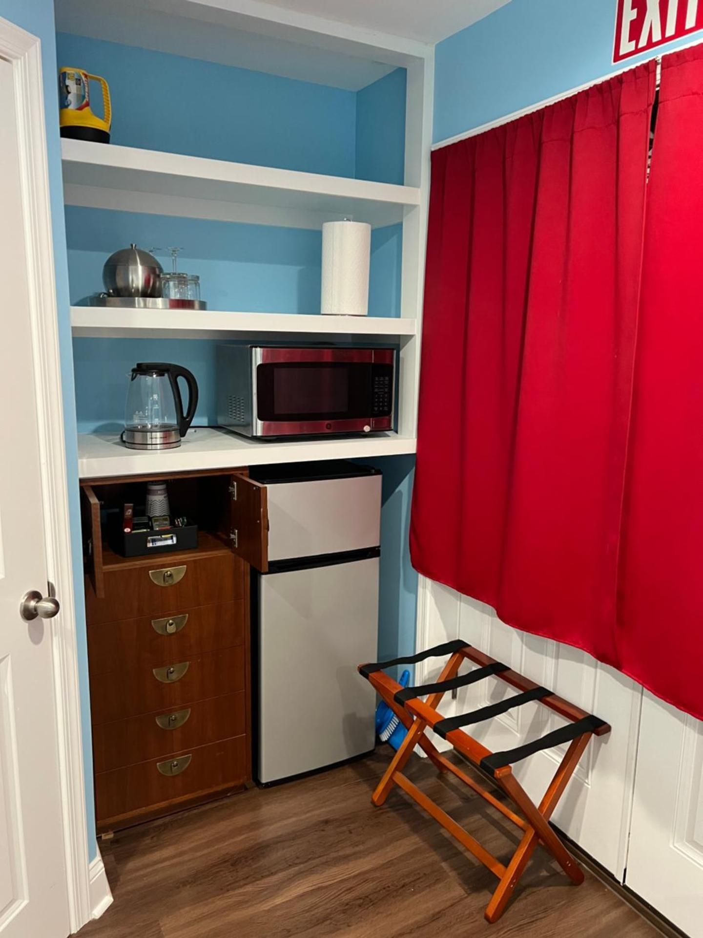 Queen Room with Garden View 2
