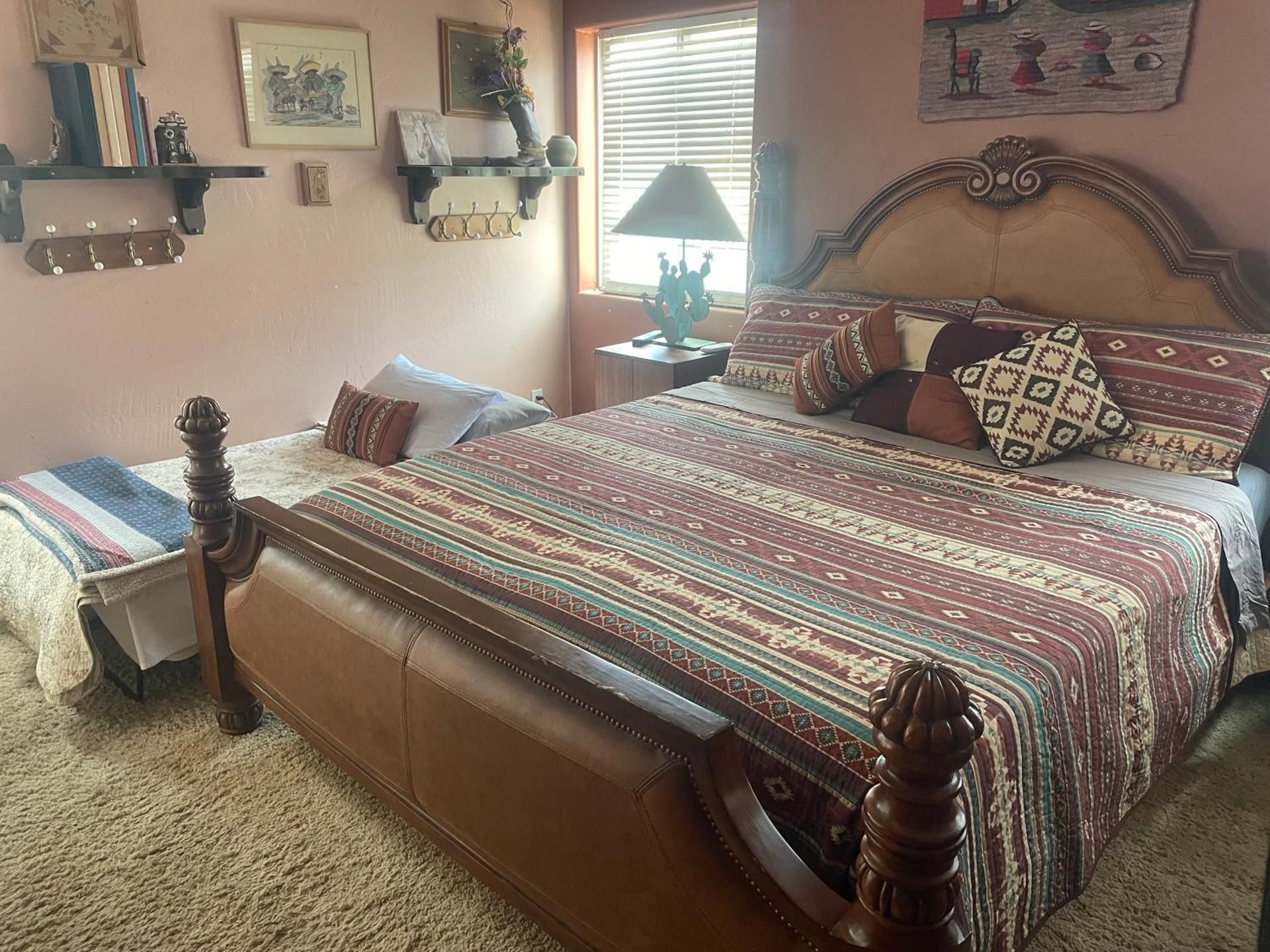Deluxe King Suite
