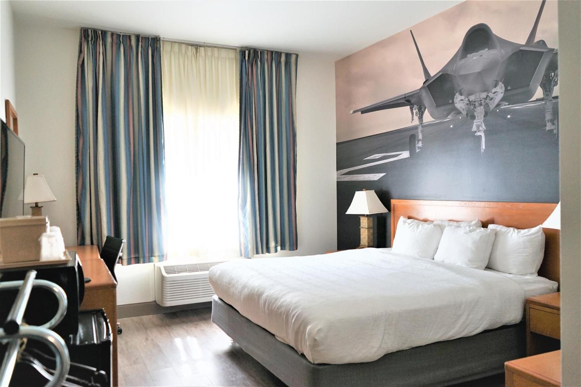 King Room - Accessible/Non-Smoking