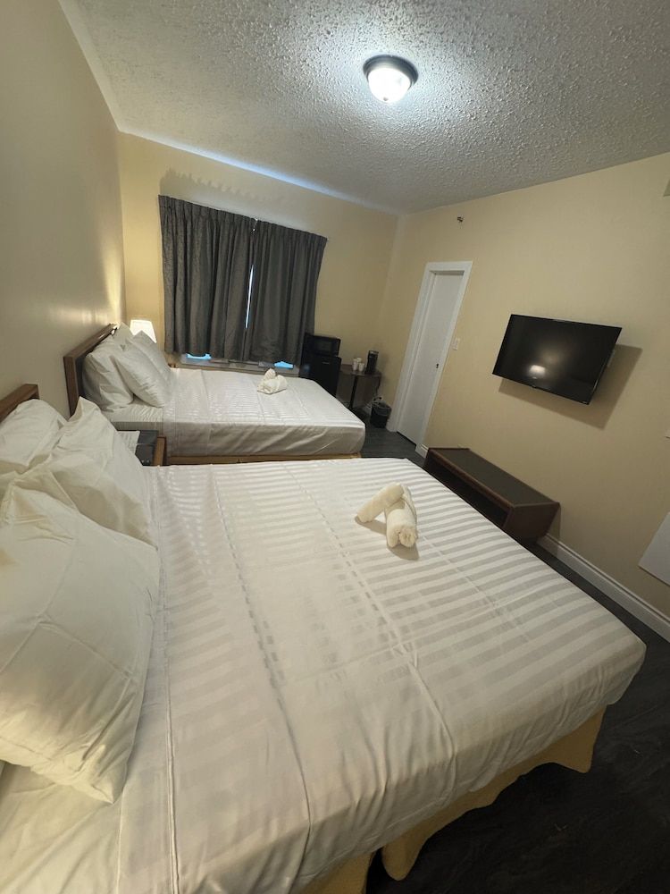 Kenricia Hotel Standard Room, 2 Queen Beds 2