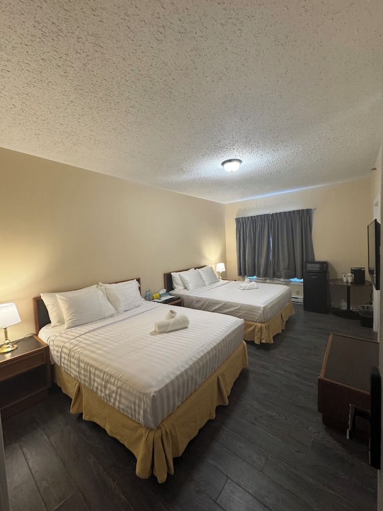 Kenricia Hotel Standard Room, 2 Queen Beds