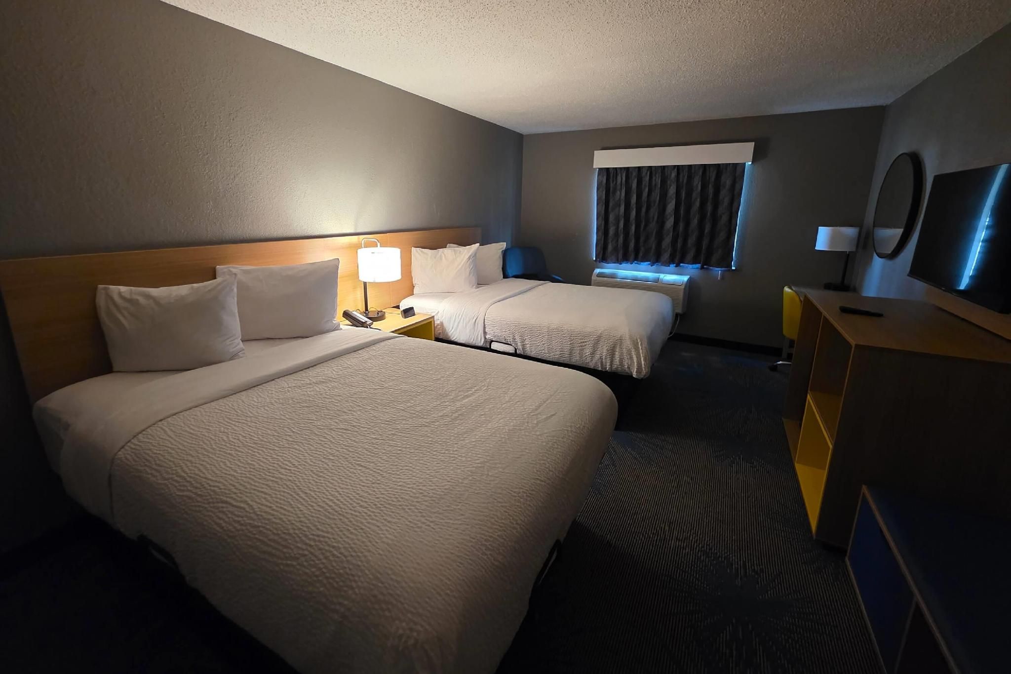 2 Double Beds, Non-Smoking