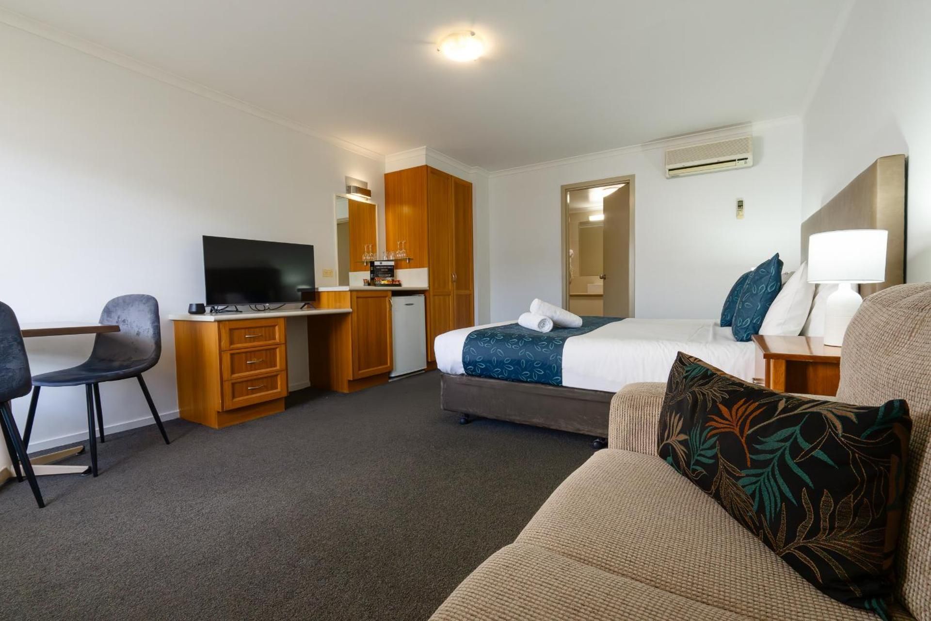 King Suite with Spa Bath