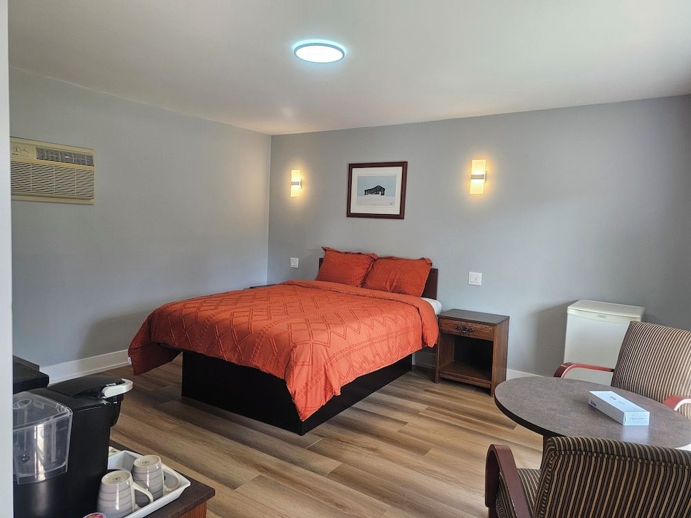 Arrowhead Inn by Baaman's