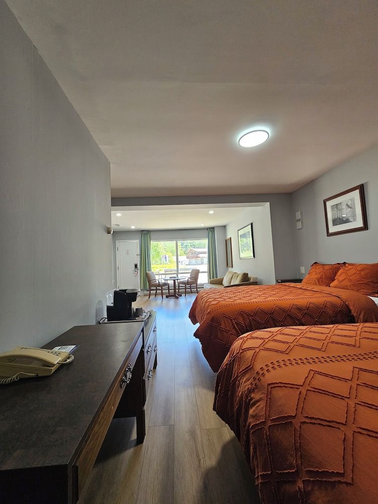 Arrowhead Inn by Baaman's Exclusive Double Room, 2 Double Beds 4