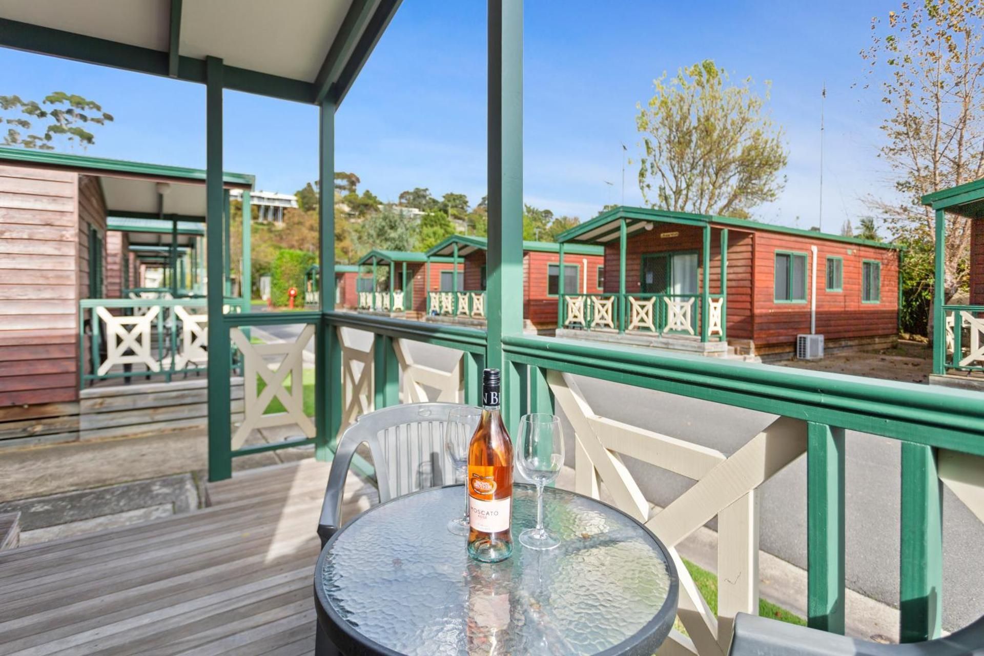 Standard Cabin 1BR
