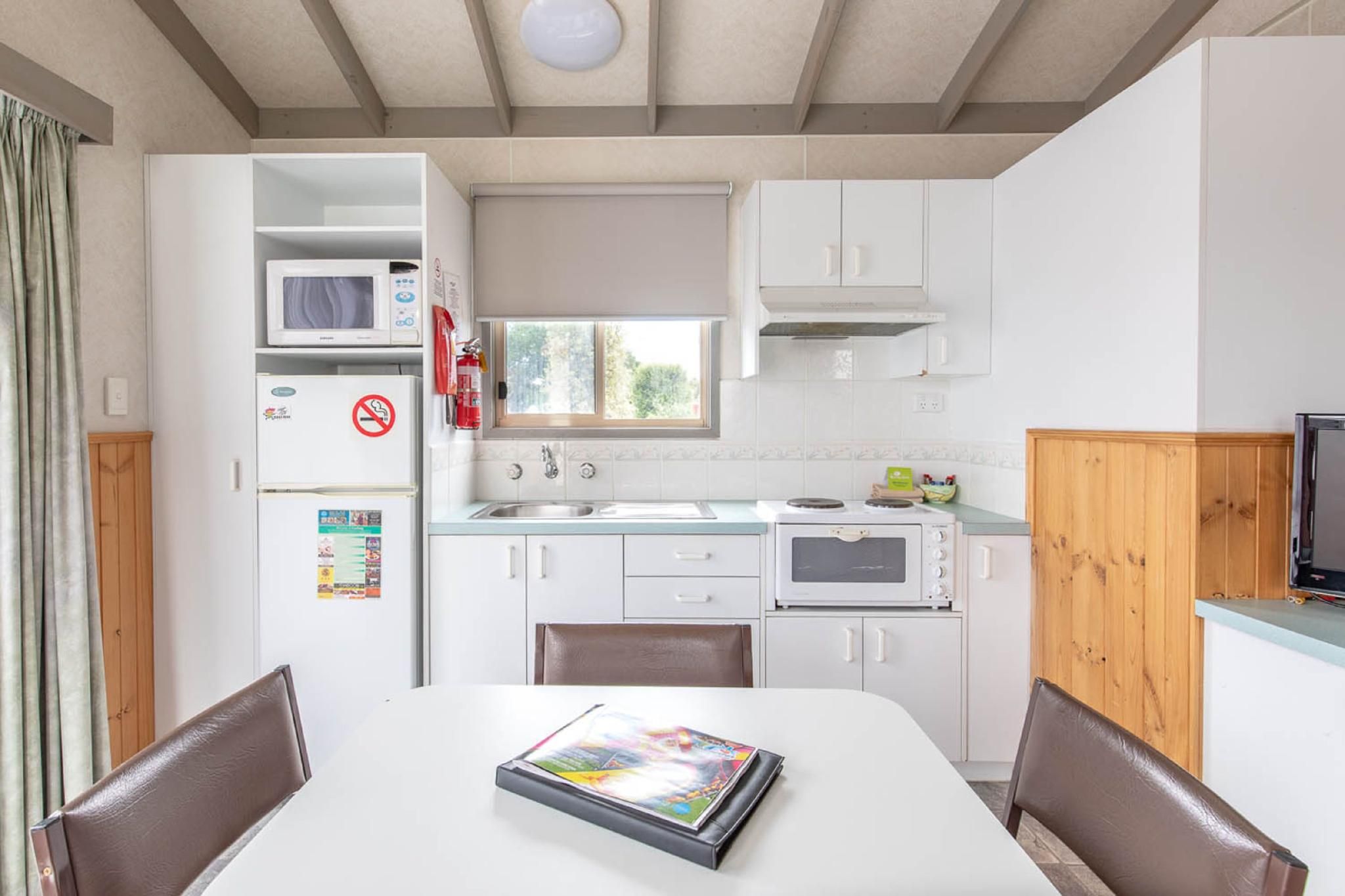 Superior 1 Bedroom Cabin