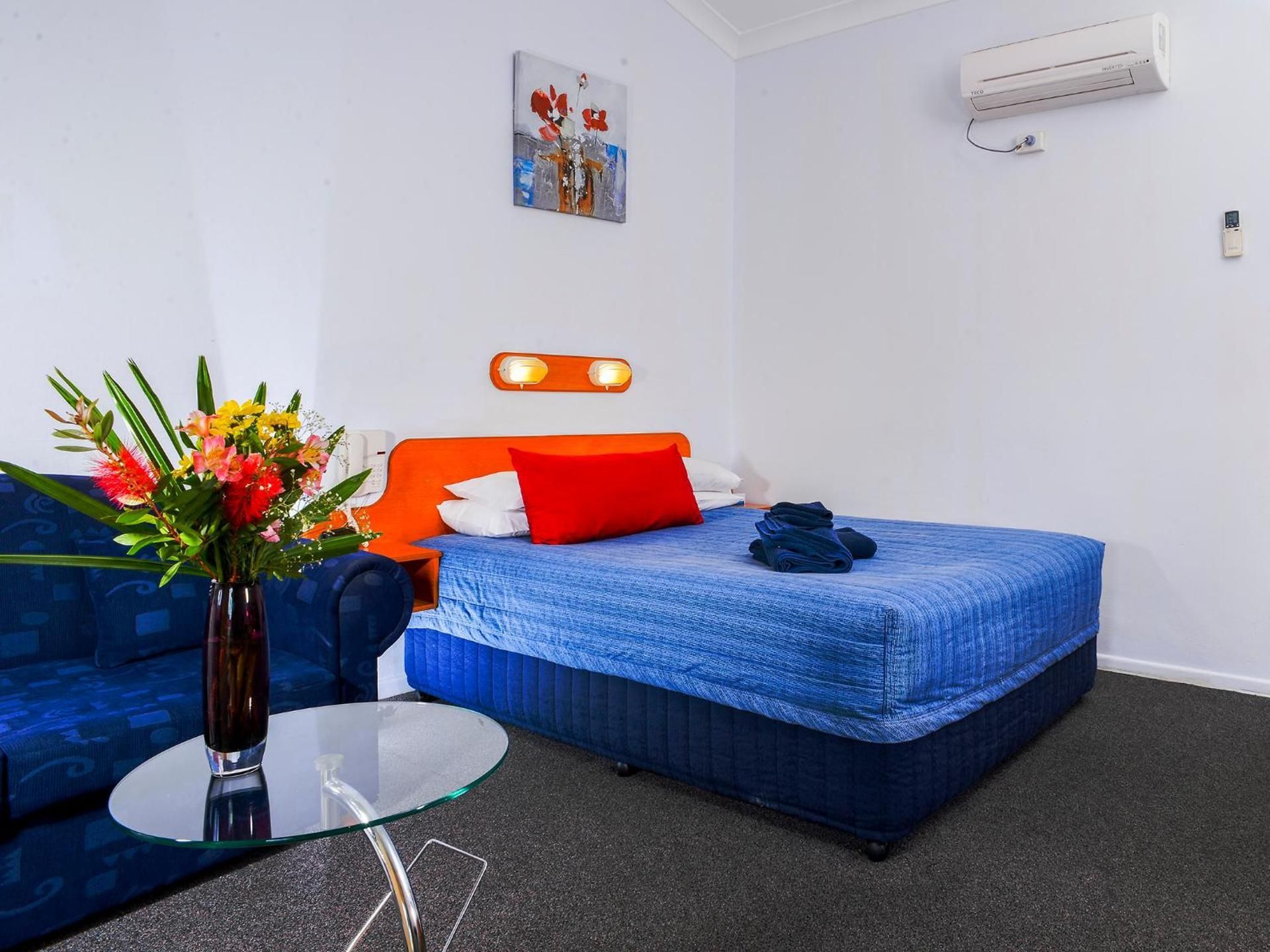 Deluxe Queen Room