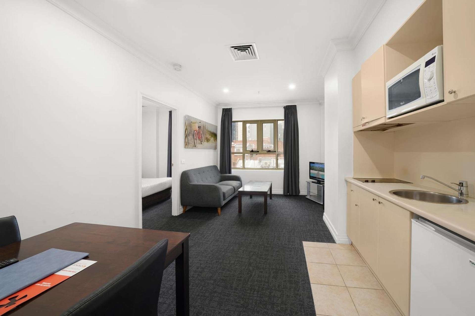 One-Bedroom Apartment