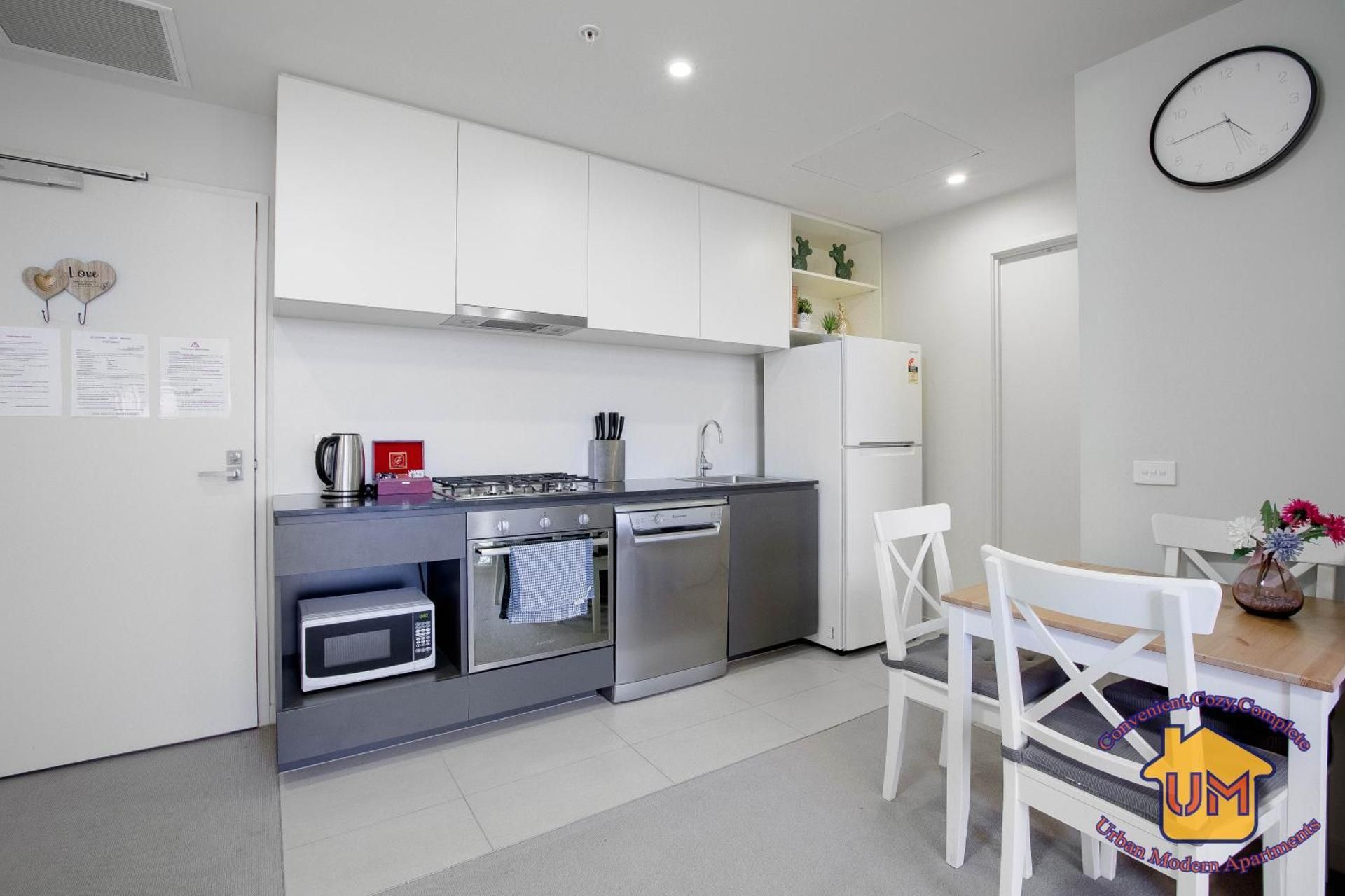 Aussie Escape Apartments-Skyline Collins Tower One-Bedroom Apartment 2