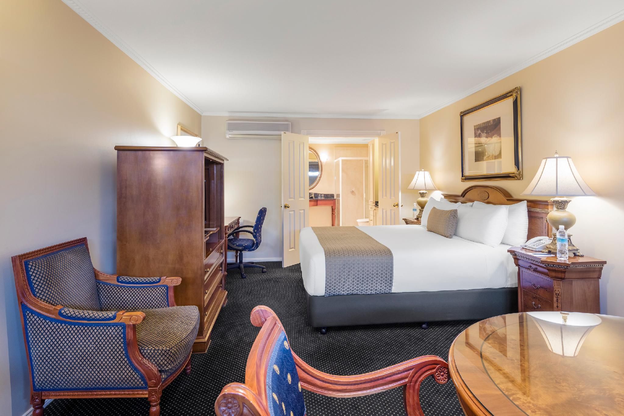 Canterbury International Hotel