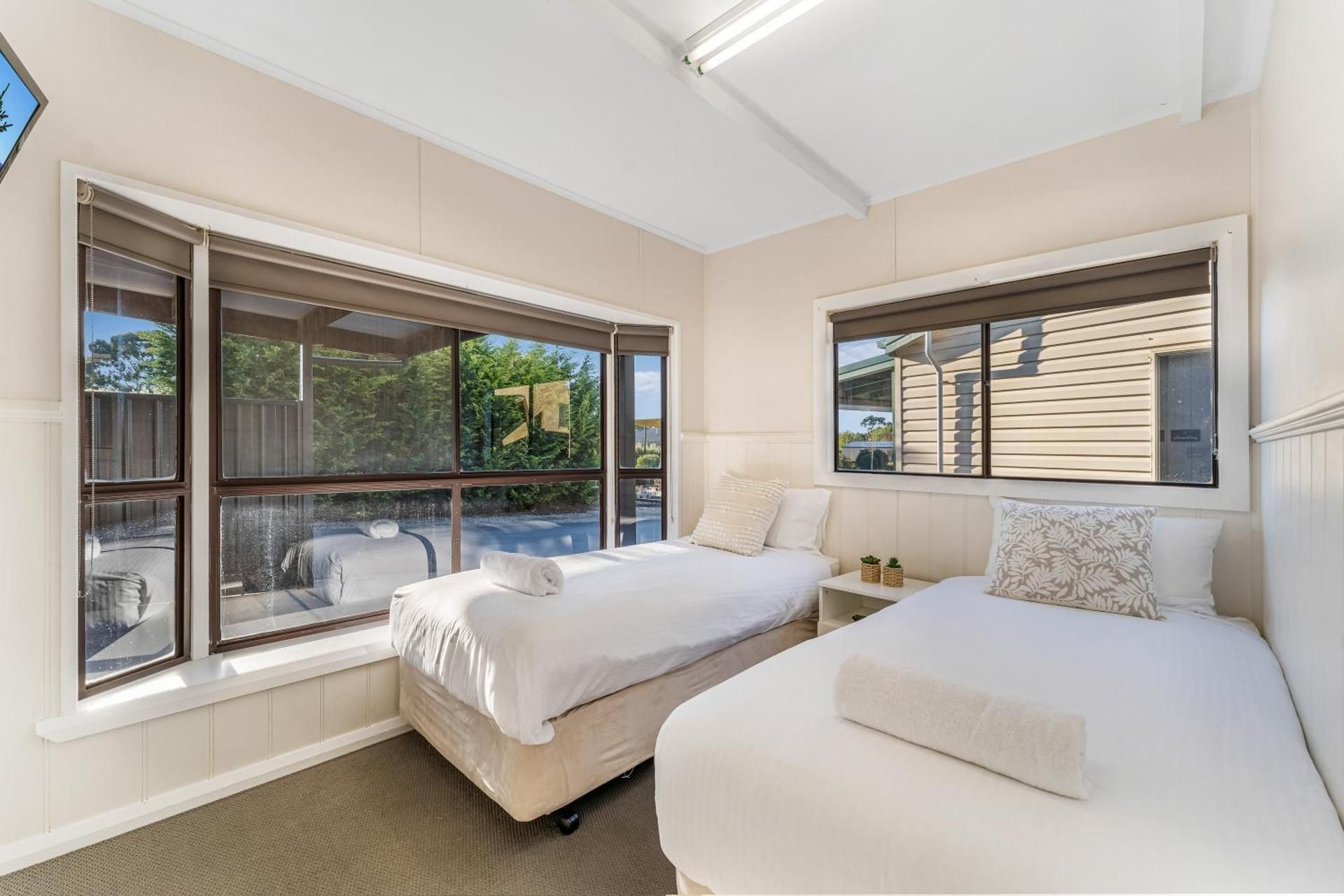 The Pooch Pad 2 Bedroom 4 Berth