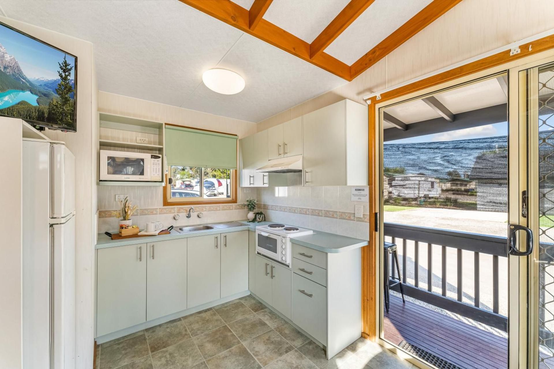 Worker 2 Bedroom 4 Berth