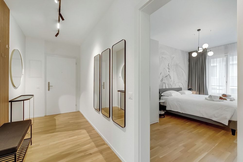 Luxury Apartment, Multiple Bedrooms (Novos Contrada 5 502)