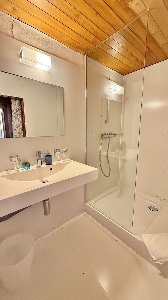 Economy Triple Room, Pets Allowed, Mountain View