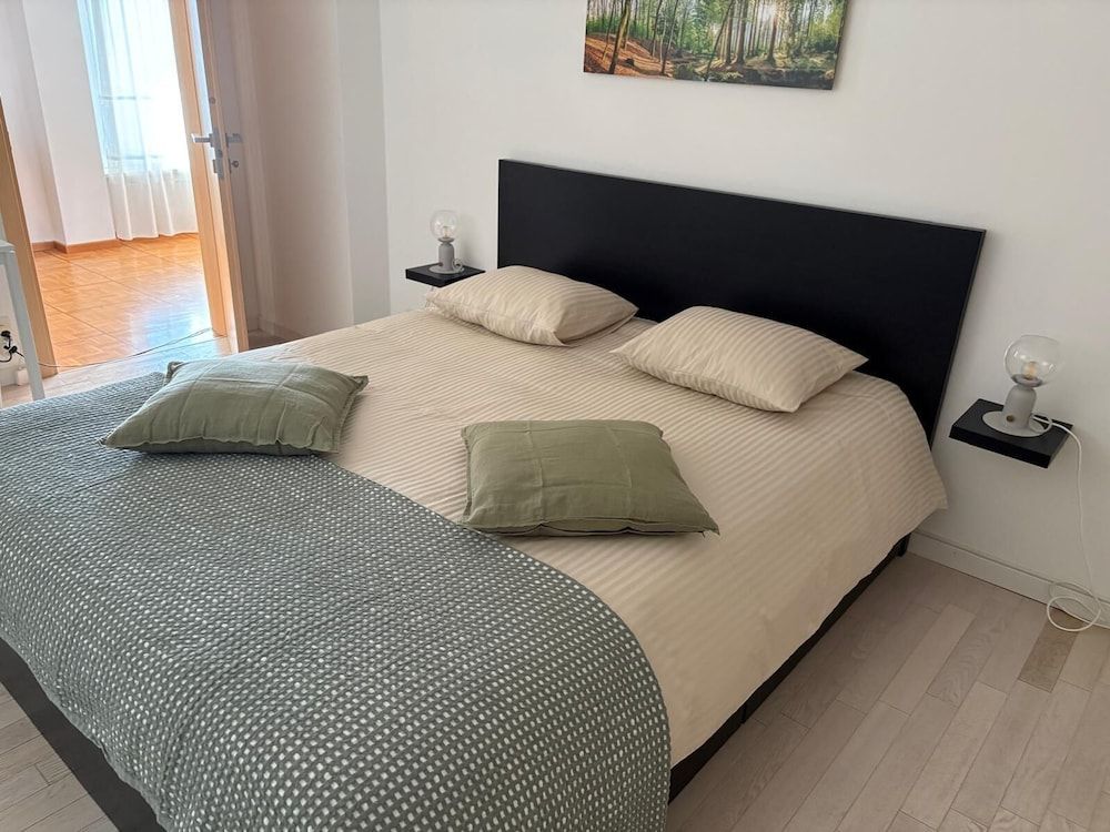 Casa-Cleo Comfort Apartment, 2 Bedrooms, Terrace, Mountain View 3