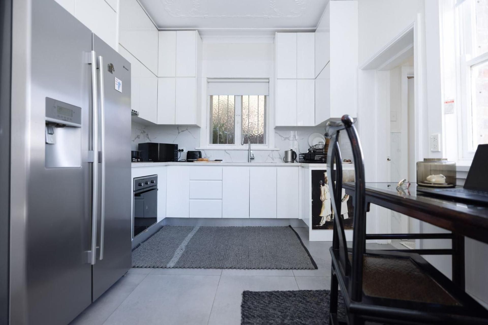 Private BB near airport, beach, and activities